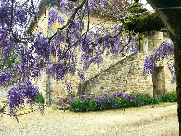 Location de vacances pour 2 personnes, avec vue et jardin à Loubressac - 2