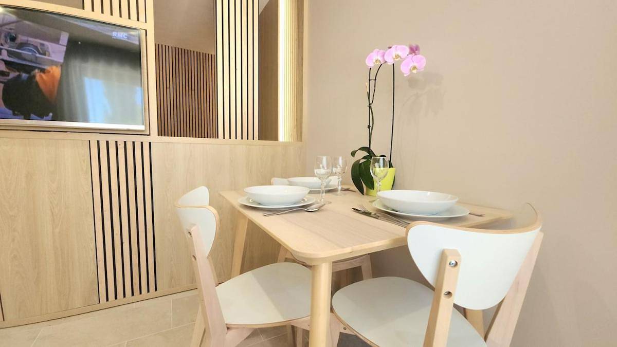 Appartement entier, Studio du Soleil in Le Val, Région de Brignoles