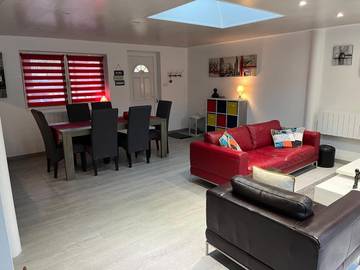 Gîte pour 4 personnes, avec jacuzzi et terrasse à Ostwald