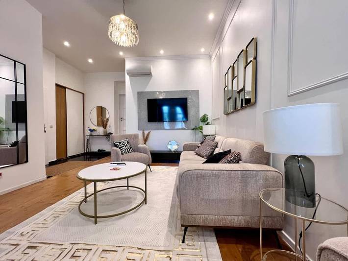 Gîte pour 9 personnes, avec terrasse dans Gare De Bruxelles Midi