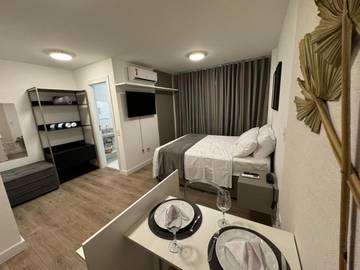 Maison d’hôte pour 3 personnes, avec vue et jardin ainsi que piscine et sauna, animaux acceptés à Rio de Janeiro