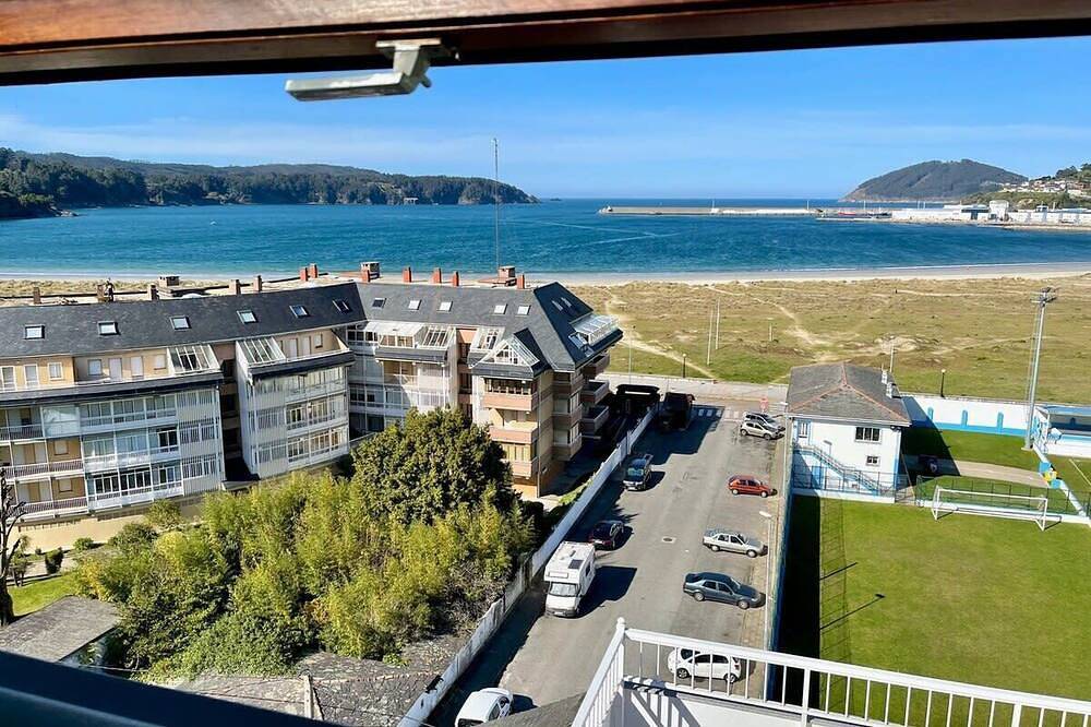 Entire apartment, The Cliffs - Milamarina in Viveiro, Galician Coast