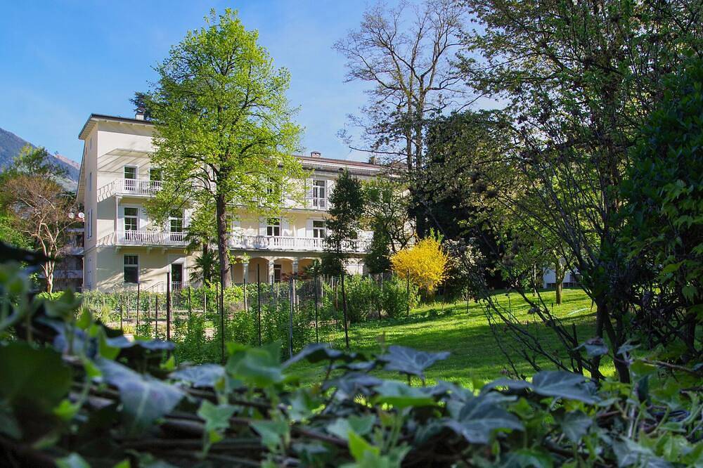 Appartamento intero, Appartamento nuovo e moderno, posizione centrale e molto tranquilla a Merano / Obermais in Merano, Alpi Sarentine
