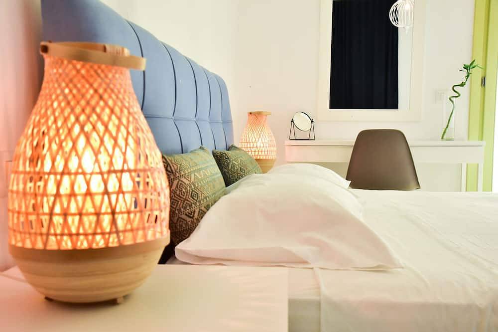 Villa Agnes Mykonos - 5 bedrooms - seaview - pool - fast satellite internet in Agios Stefanos, Mykonos