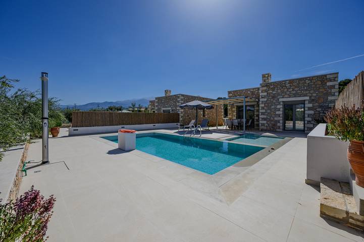 Villa für 4 Personen, mit Garten und Whirlpool, kinderfreundlich - 1