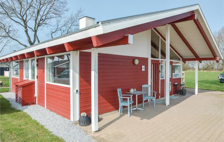Ferieudlejning for 5 personer, med Terrasse og Have i Aabenraa