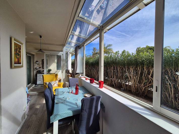Gîte pour 4 personnes, avec balcon et jardin, adapté aux familles dans Plage des Sablettes - 2
