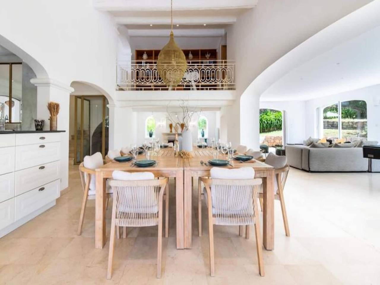 Apartamento entero, Villa en Valbonne con piscina y pistas deportivas in Valbonne, Region de Cannes