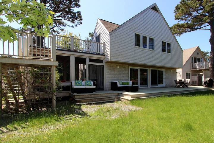 Vacation rental for 10 people, with yard and balcony in Wellfleet