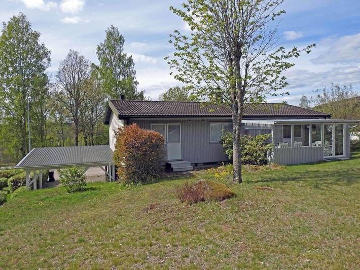 Ferienhaus für 6 Personen, mit Balkon und Sauna in Hultsfreds und Umgebung