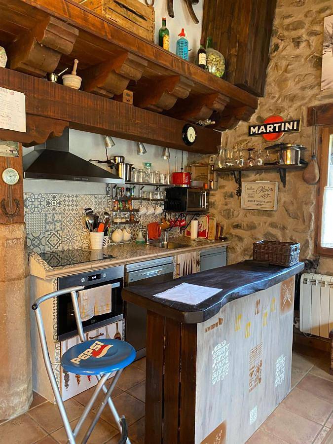 Apartamento entero, Zaldierna al sol, aldea del siglo Xviii Ezcaray in Zaldierna, Valdezcaray