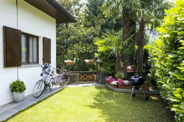 Gîte pour 4 personnes, avec jardin ainsi que vue et terrasse dans Cannobio