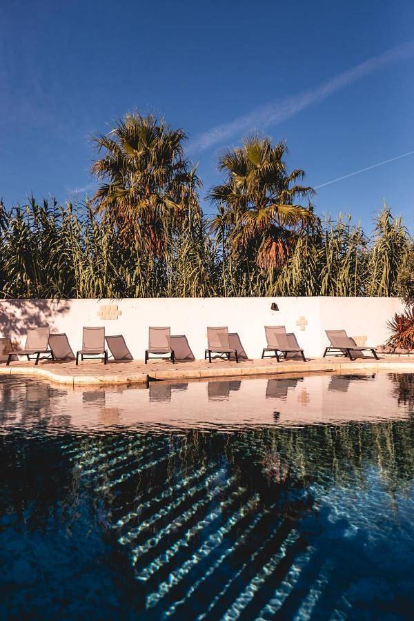 Location de vacances pour 6 personnes, avec terrasse ainsi que piscine et jacuzzi, animaux acceptés à Les Portes-en-Ré - 3