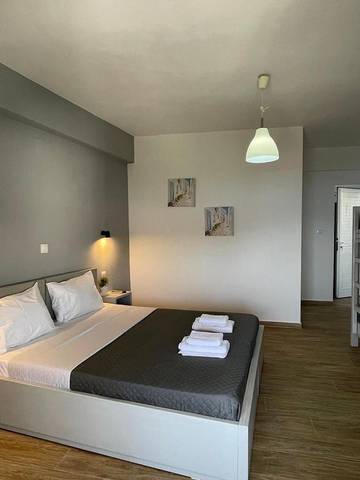 Maison d’hôte pour 2 personnes, avec jardin ainsi que terrasse et vue à Himarë