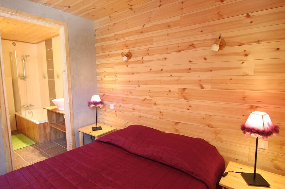 Les 2 Alpes / Venosc : Le Foyer ★ 12 pers ★ Hammam ★ Terrasse ★ 5 chambres in Vénosc, Les Deux Alpes