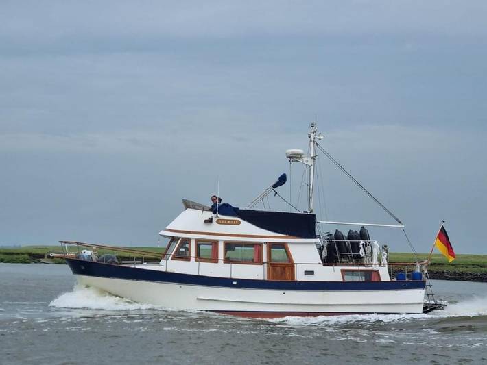 Boot für 4 Personen, mit Ausblick und Terrasse sowie Seeblick in Niedersachsen