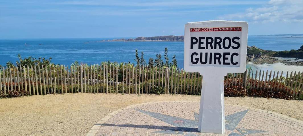 Gîte pour 2 personnes, avec vue et terrasse dans Plage Trestignel - 2