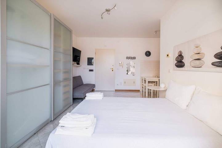 Appartement entier, Savena Terrace Apartment, in the heart of San Lazzaro in San Lazzaro di Savena, Province de Bologne