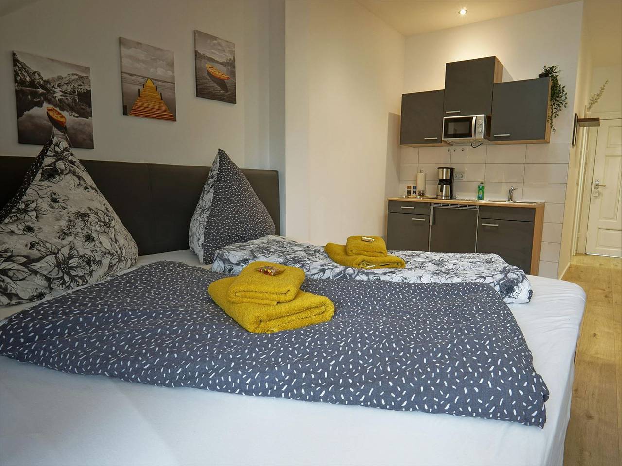 Ganze Wohnung, Willkommen im Hogulu - Haus 1, Appartement 17 in Brandenburg an der Havel! in Brandenburg an der Havel