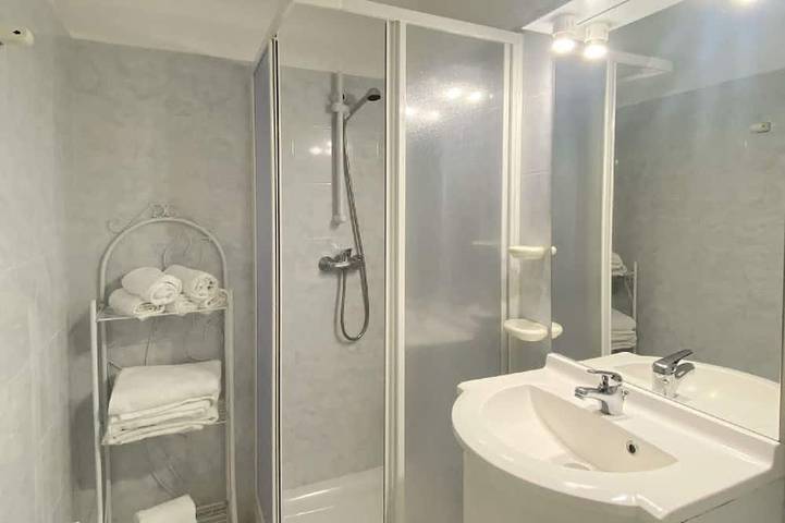 Location de vacances pour 3 personnes, avec jardin et balcon, animaux acceptés à Sisco - 3