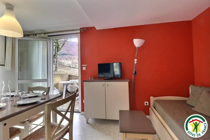Casa de huéspedes para 5 personas, con terraza y piscina - 1