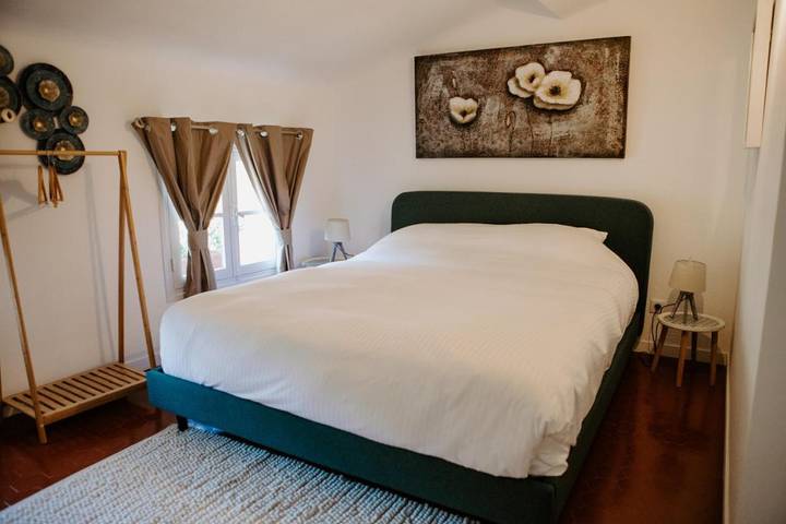 Maison d’hôte pour 2 personnes, avec Vue à Solliès-Pont
