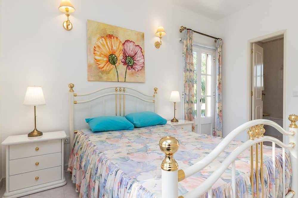 Branle Villa, Wifi, cerca de la playa in Praia da Lota, Manta Rota