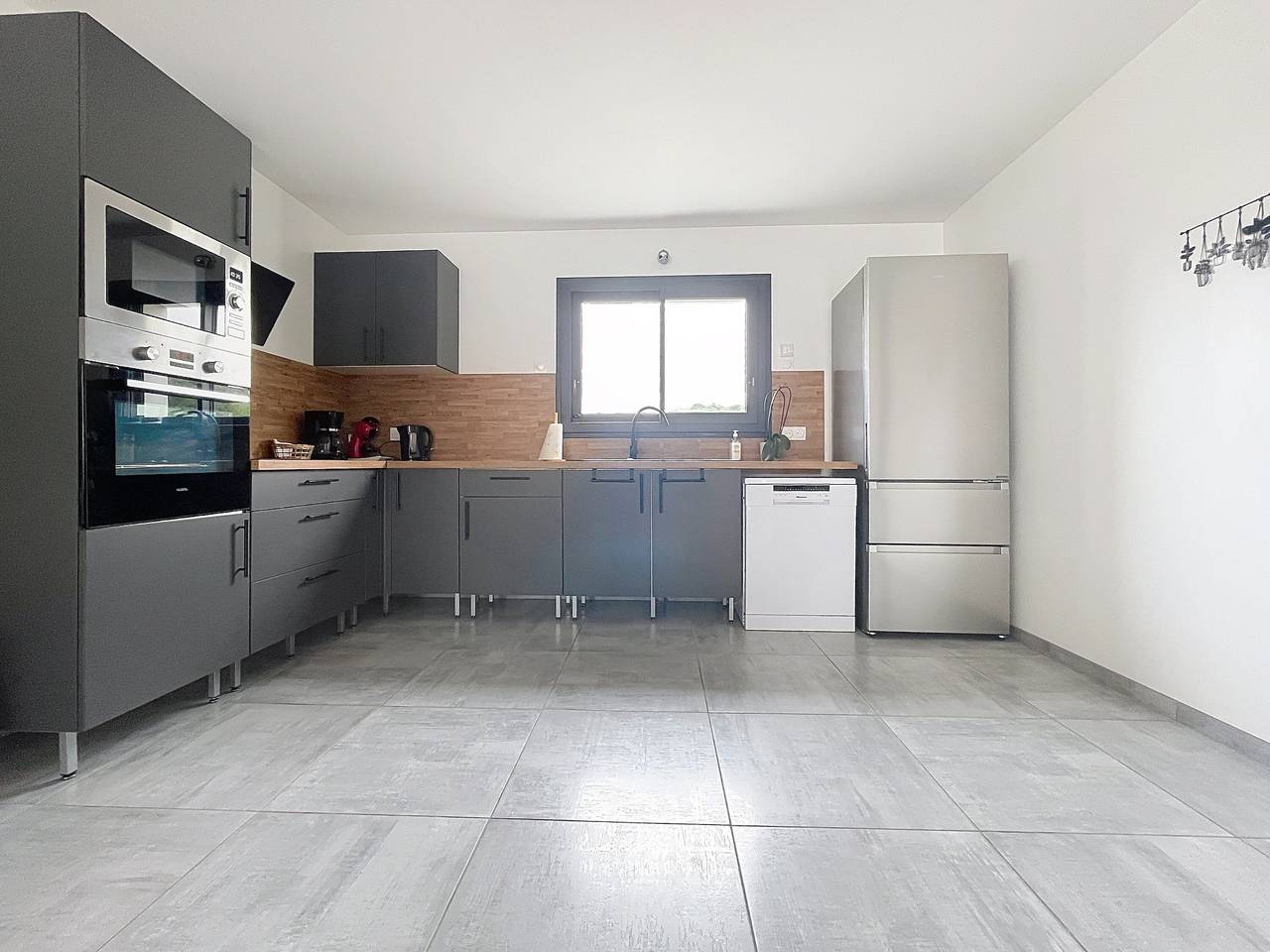 Maison Lahourcade : terrasse privée, jardin privé et Wi-Fi in Lahourcade, Béarn