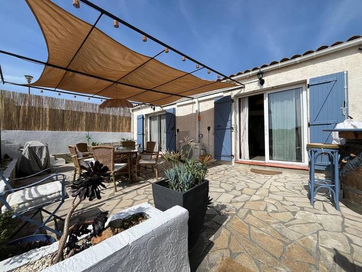 Gîte pour 6 personnes, avec terrasse dans Tour Barberousse Chateau De Gruissan