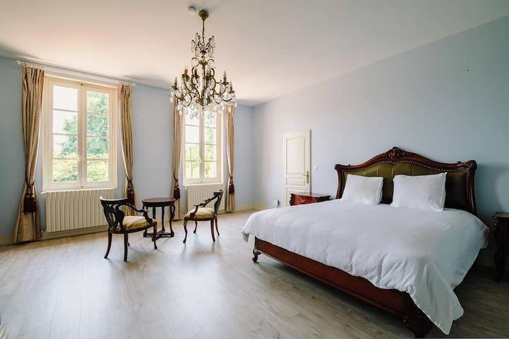 Location de vacances pour 14 personnes, avec Jardin à Bourg - 4