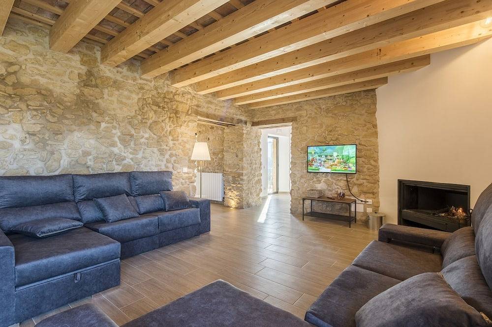 Magnífica Masía s.Xviii En Un Entorno Idílico in Vilademuls, Pla de l'Estany