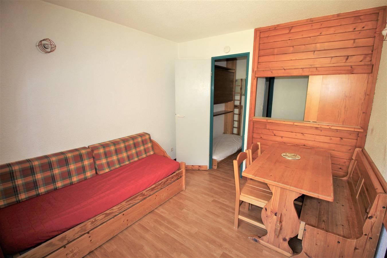 Studio entier, Studio en plein coeur village, au pied des pistes in Valfréjus, Modane