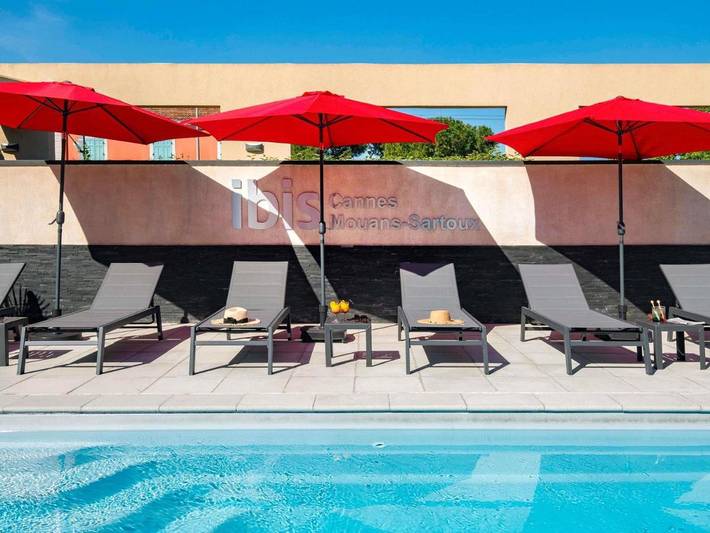 Hôtel pour 2 personnes, avec Terrasse et Piscine à Mouans-Sartoux