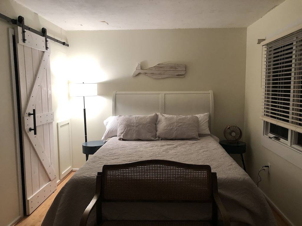 Recently Renovated 2Br/2Ba Townhouse with Pond Views in Bethany Beach, Sussex County (Delaware)