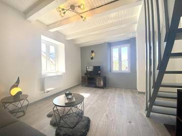 Gîte pour 4 personnes, avec terrasse et vue, animaux acceptés à Rupt-sur-Moselle