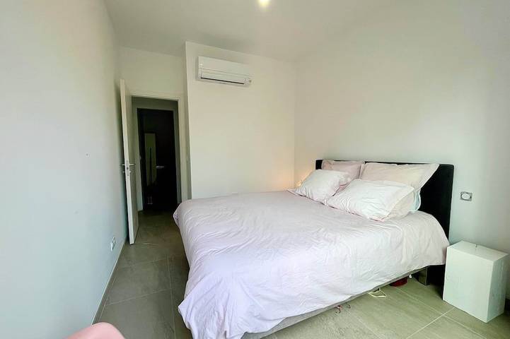 Gîte pour 4 personnes, avec jardin et jacuzzi, animaux acceptés dans Plage de la Baumette - 2