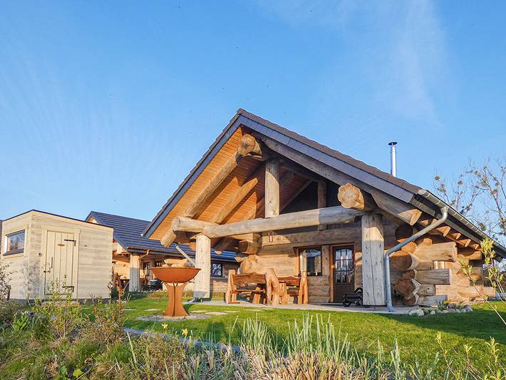 Ferienhaus für 3 Personen, mit Terrasse und Garten sowie Sauna in Groß Nemerow