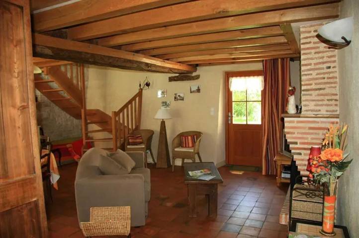 Comfortable House with Garden in Mardié + Terrace in Mardié, Loire Valley