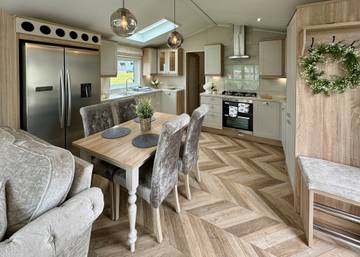 Glamping for 4 People in Clarach Bay, Ceredigion, Photo 4