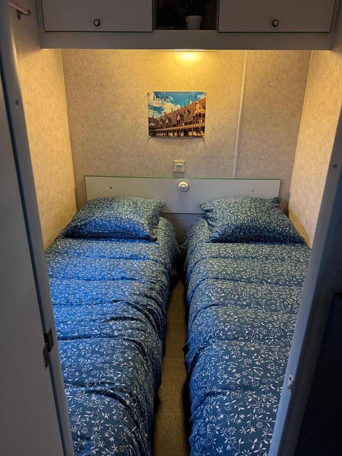 Mobilhome situé côté ville et côté campagne in Beaune, Beaune en omgeving