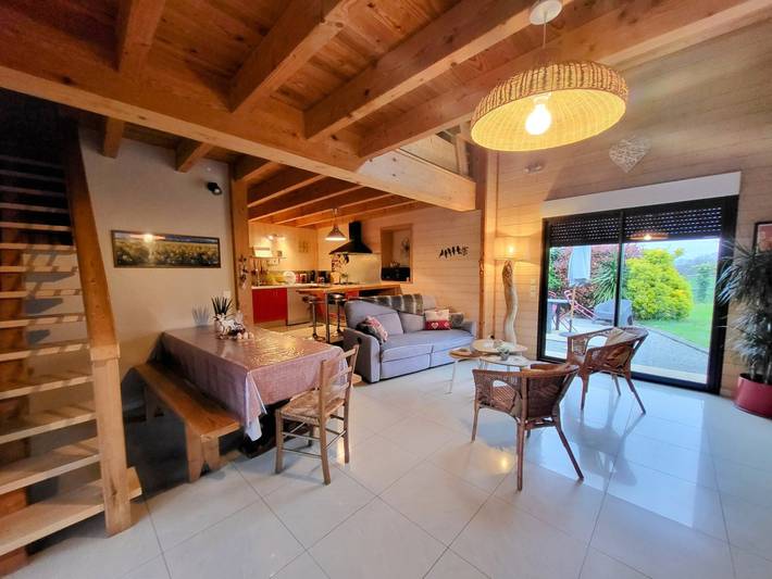 Gîte pour 6 personnes, avec Terrasse et Jardin