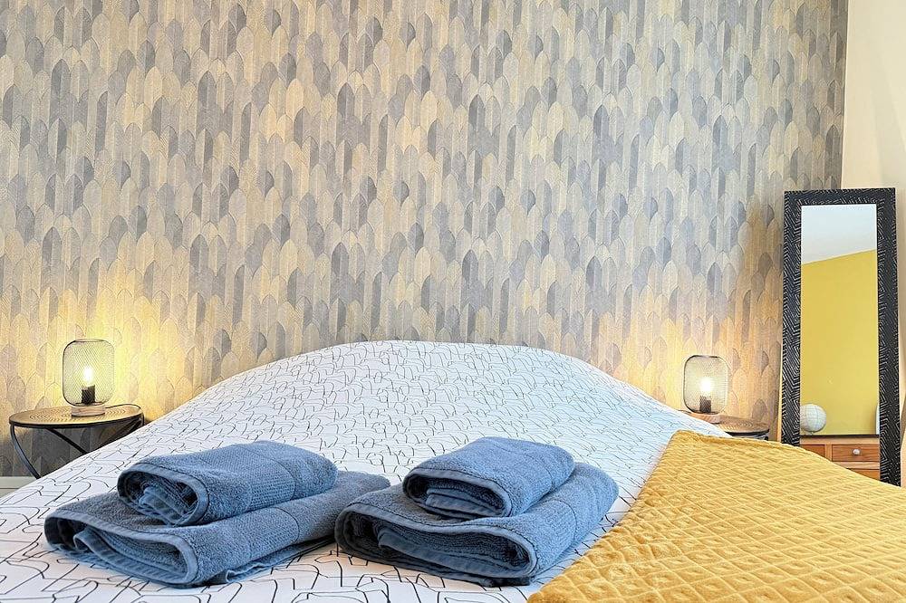 Renaissance *** in Bayeux, Bayeux region