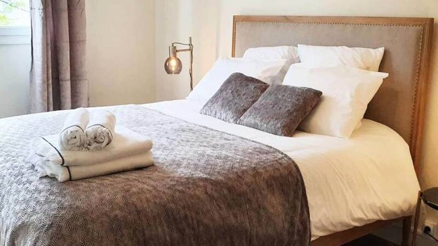 Gîte pour 7 personnes, avec balcon à Caen - 4