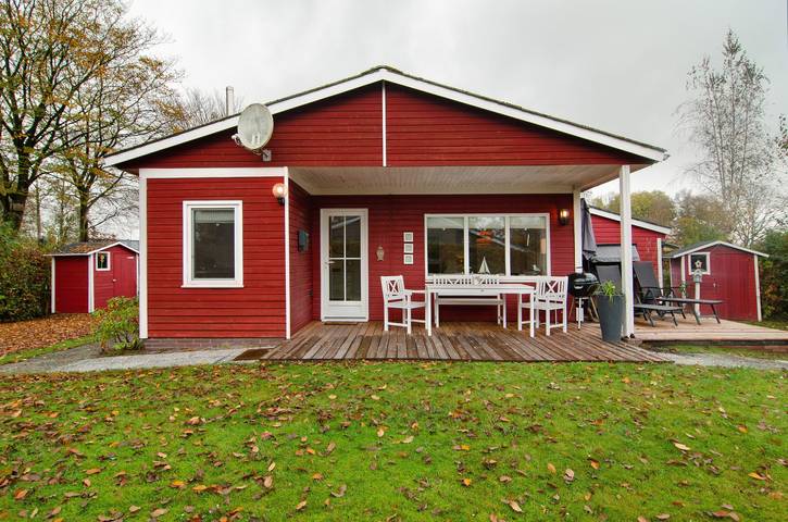 Ferienhaus für 4 Personen, mit Garten und Sauna