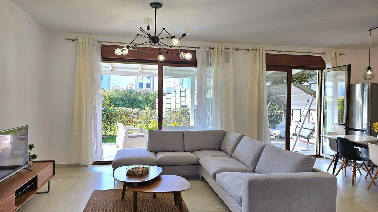 Villa voor 7 personen met tuin in Albanië