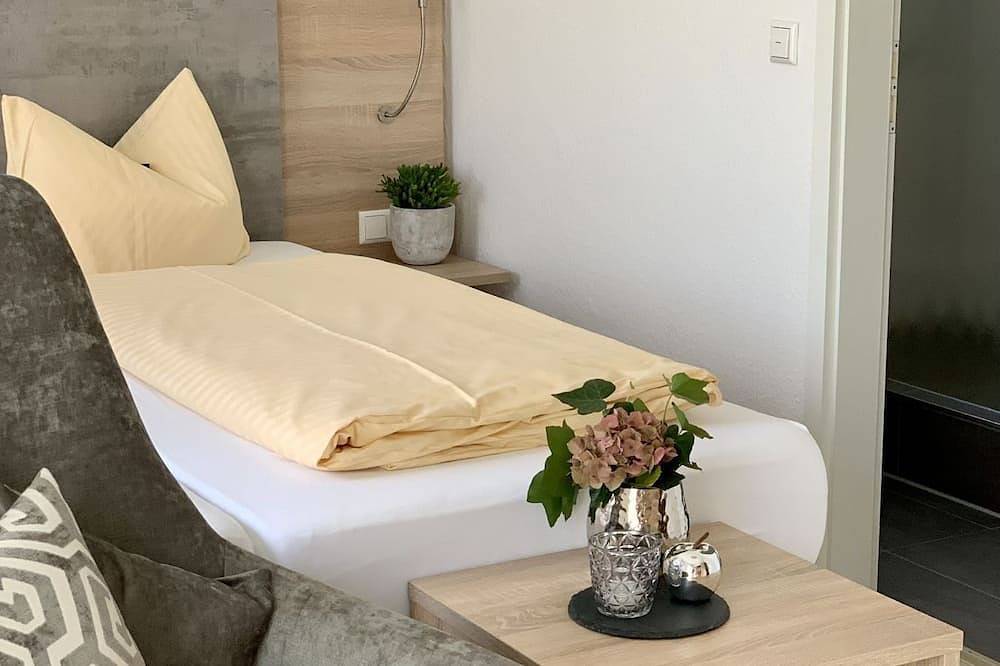Ganze Wohnung, Doppelzimmer ohne Balkon in Schwäbisch Gmünd, Ostalbkreis