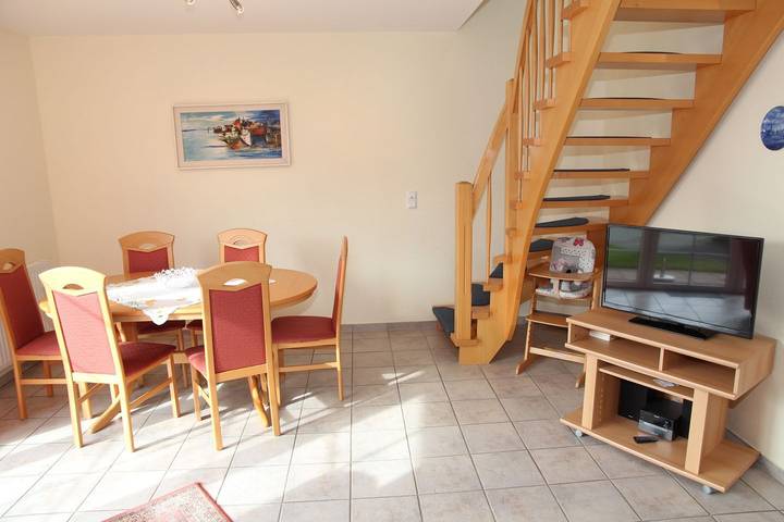 Ferienhaus für 4 Personen, mit Ausblick und Garten sowie Terrasse in Greetsiel - 4