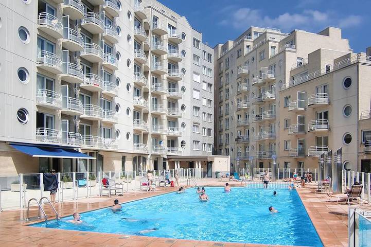 Vacation rental for 7 people, with pool in Belgian Coast