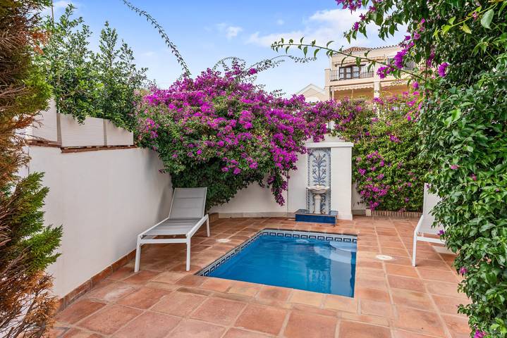 Casa de vacaciones para 7 personas, con jacuzzi y jardín en Benahavís