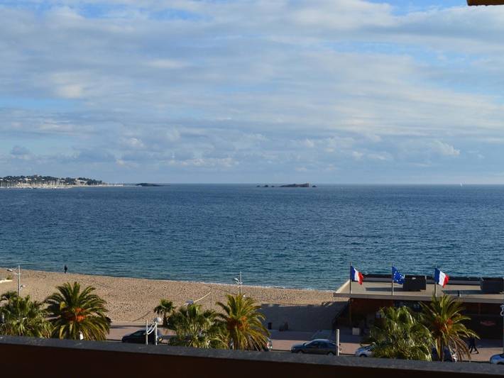 Ferienwohnung für 4 Personen, mit Terrasse in Frejus - 2